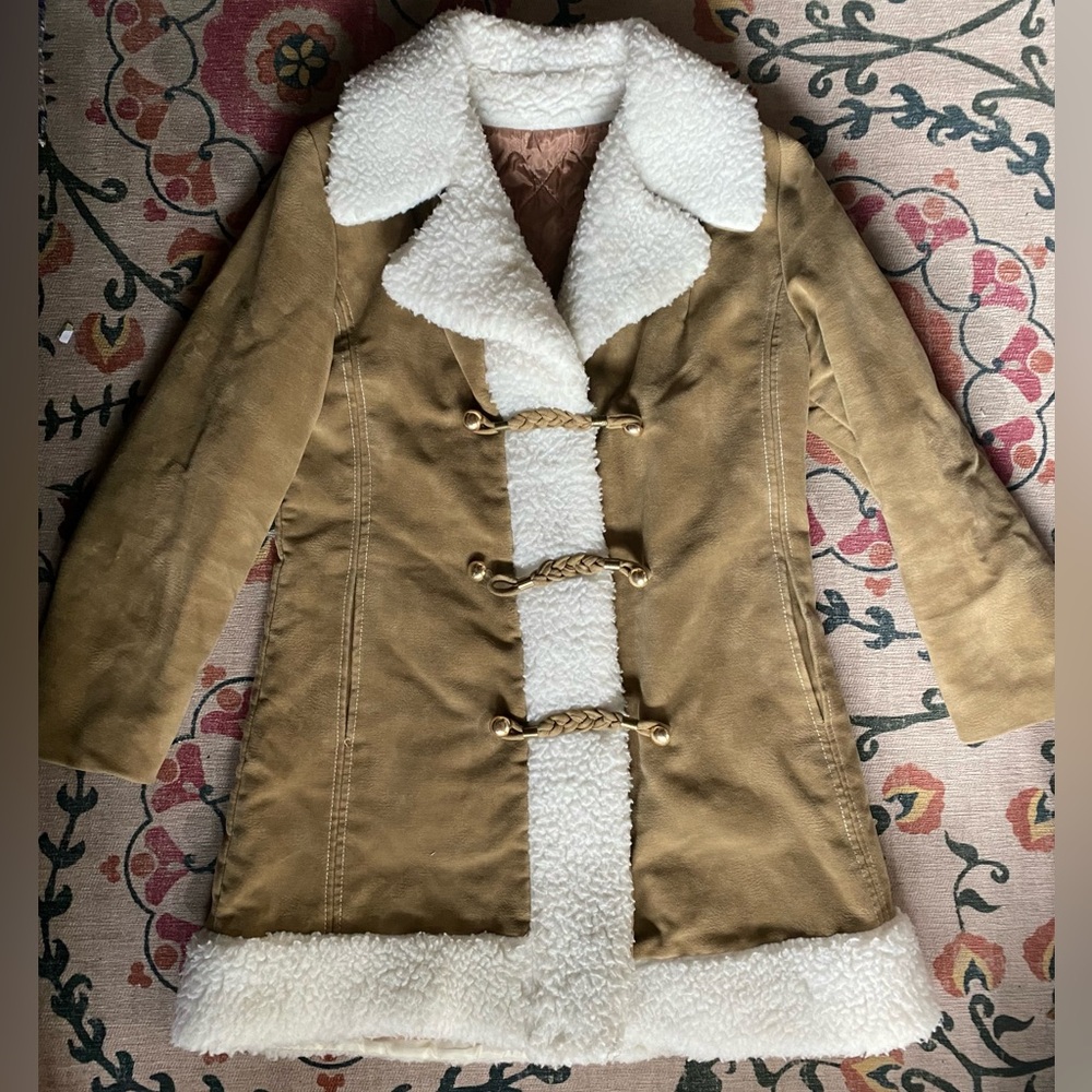 TRUE VINTAGE 70s Women's Tan Shearling Coat